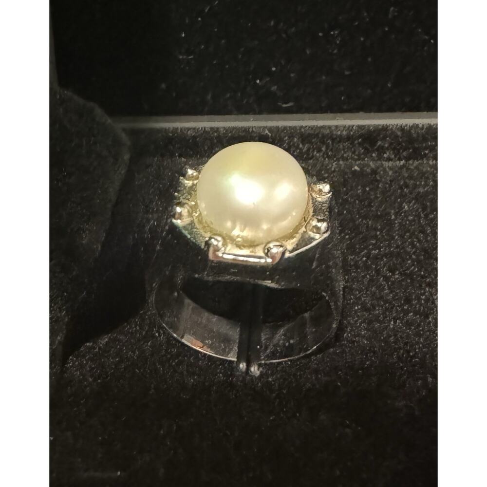 Size 6.5 White Cultured Pearl Ring, Rhodium Plated Silver Ring
